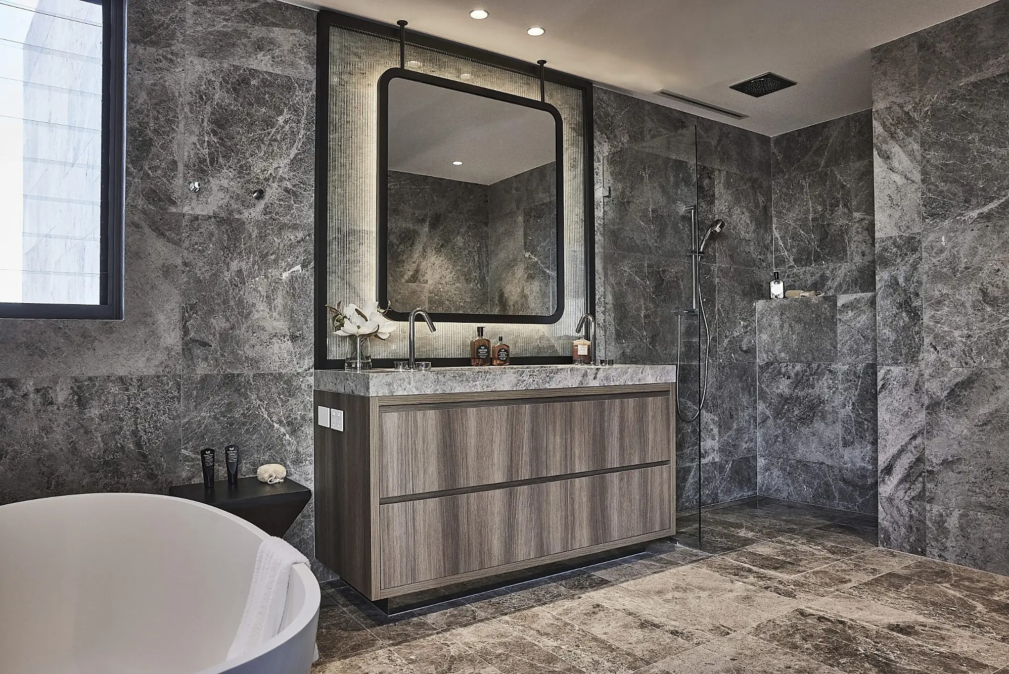Bathroom in grey marble